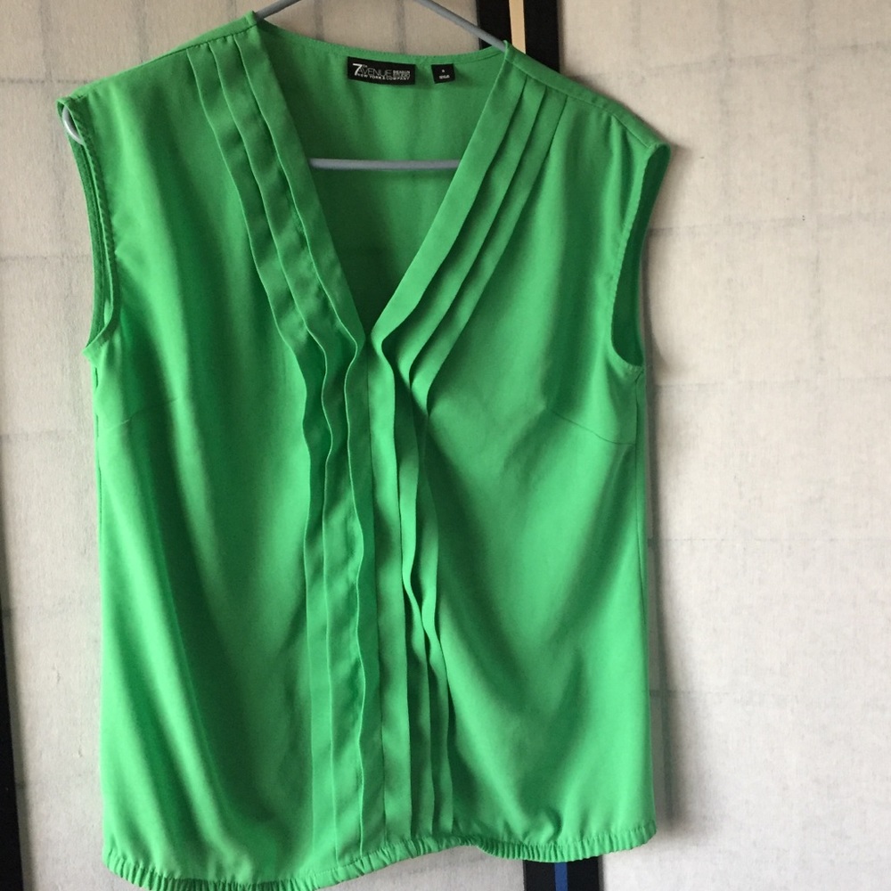 Green 7th Avenue ruffle shirt